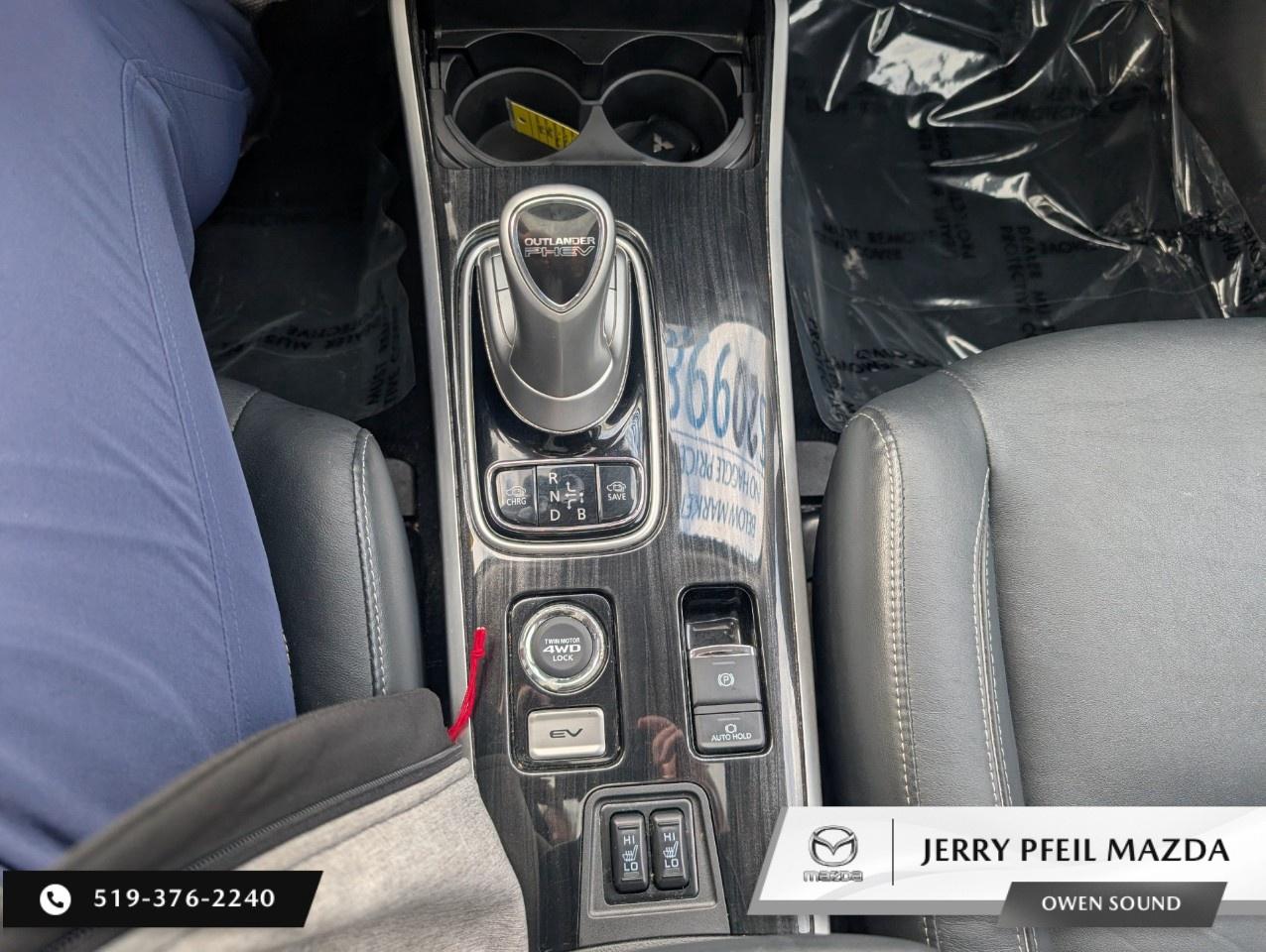 2018 Mitsubishi Outlander Phev GT S-AWC Photo