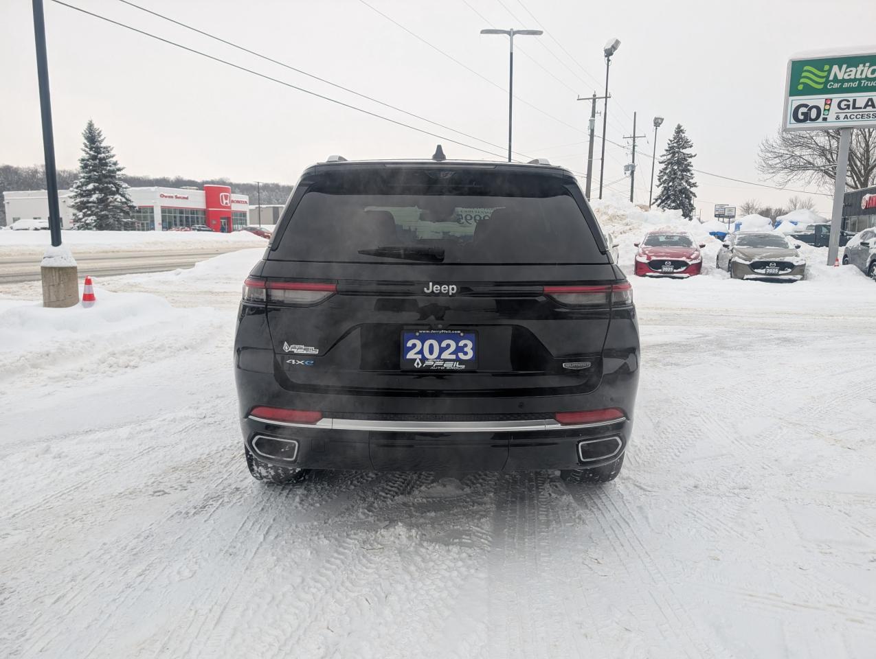 2023 Jeep Grand Cherokee 4xe Summit Photo