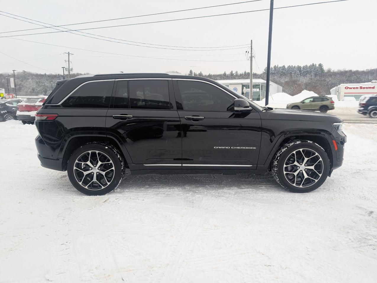 2023 Jeep Grand Cherokee 4xe Summit Photo