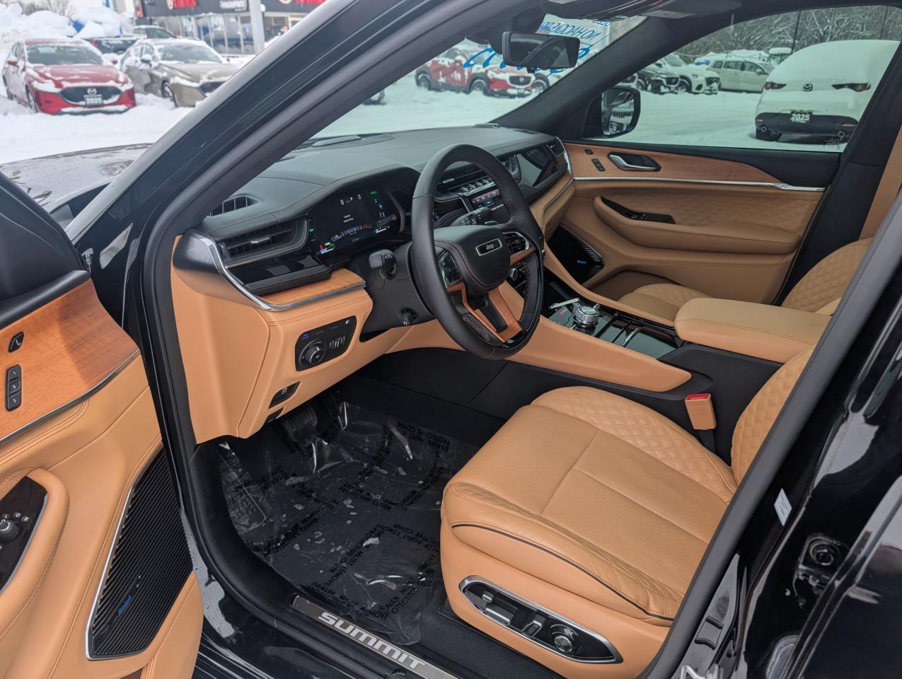 2023 Jeep Grand Cherokee 4xe Summit Photo