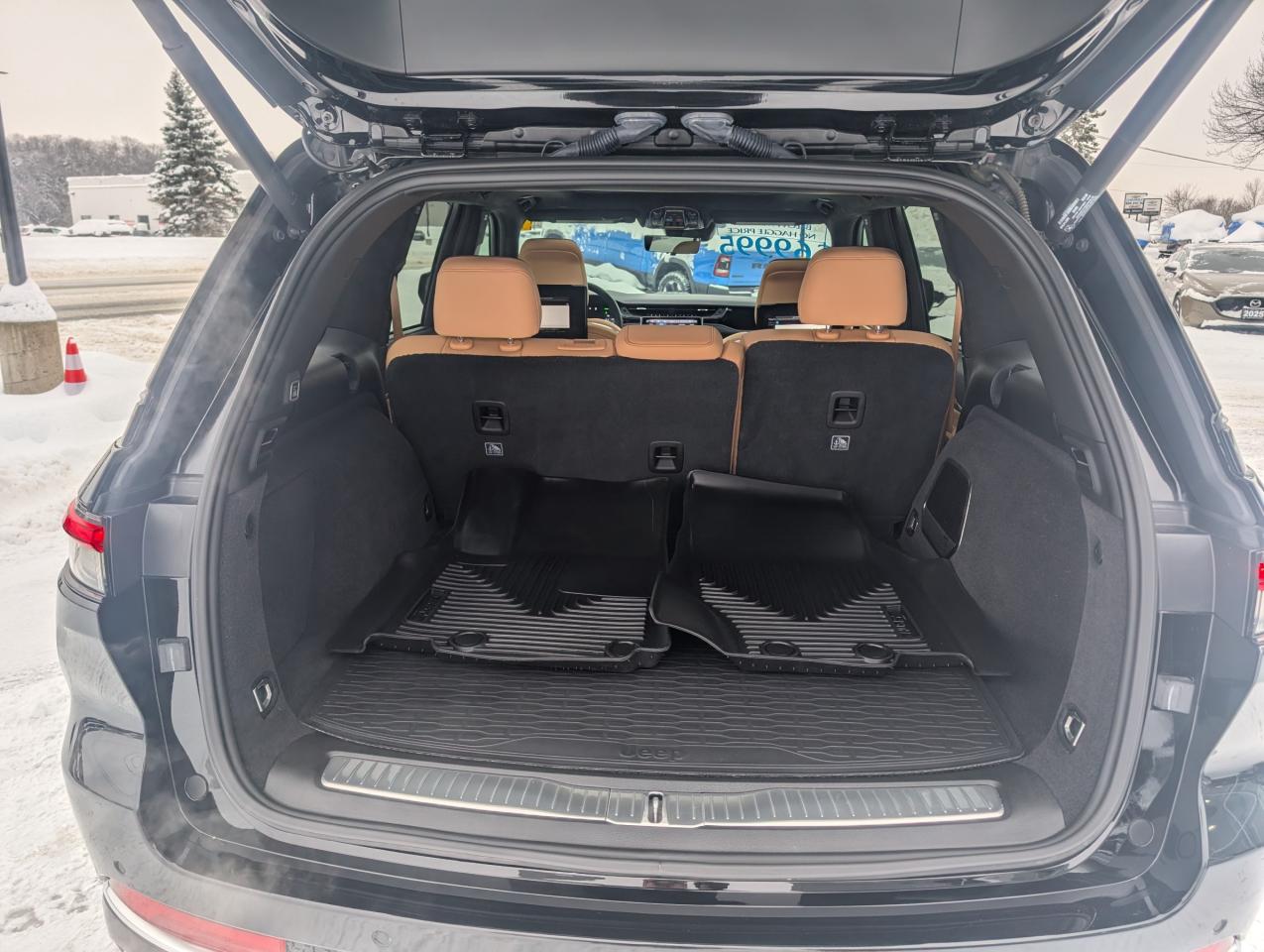 2023 Jeep Grand Cherokee 4xe Summit Photo