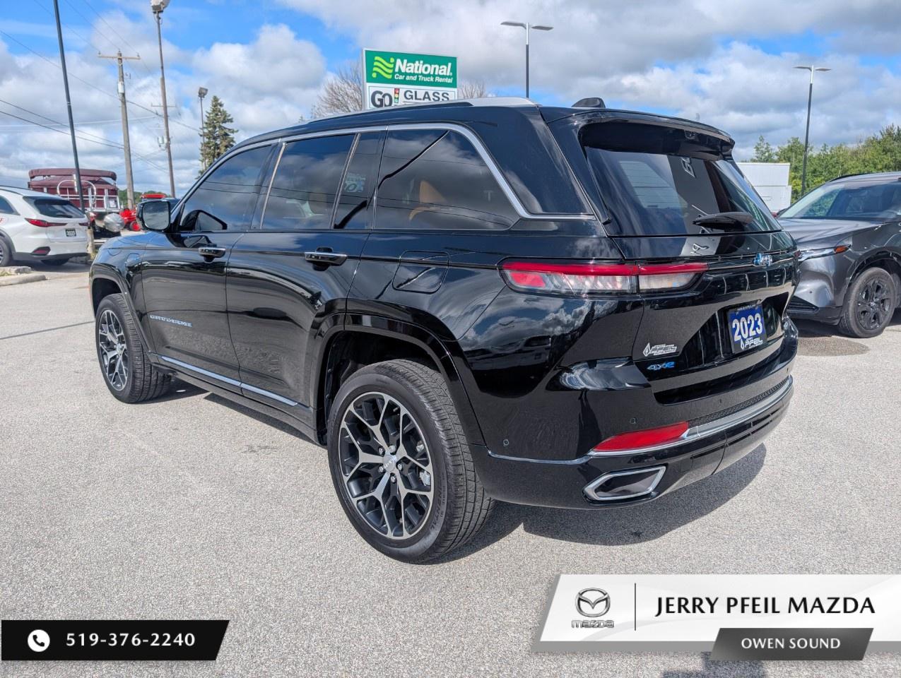2023 Jeep Grand Cherokee 4xe Summit Reserve 4x4 Photo