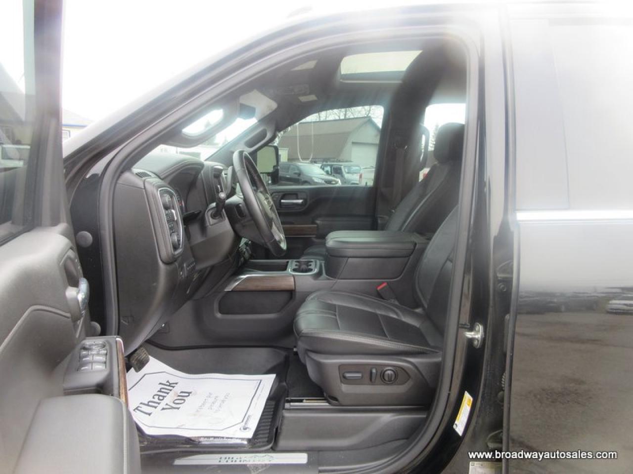 2023 Chevrolet Silverado 3500 1-TON HIGH-COUNTRY-MODEL 5 PASSENGER 6.6L - DURAMAX.. 4X4.. CREW-CAB.. 8-FOOT-DUALLY.. NAVIGATION.. POWER SUNROOF.. LEATHER.. HEATED/AC SEATS.. Photo