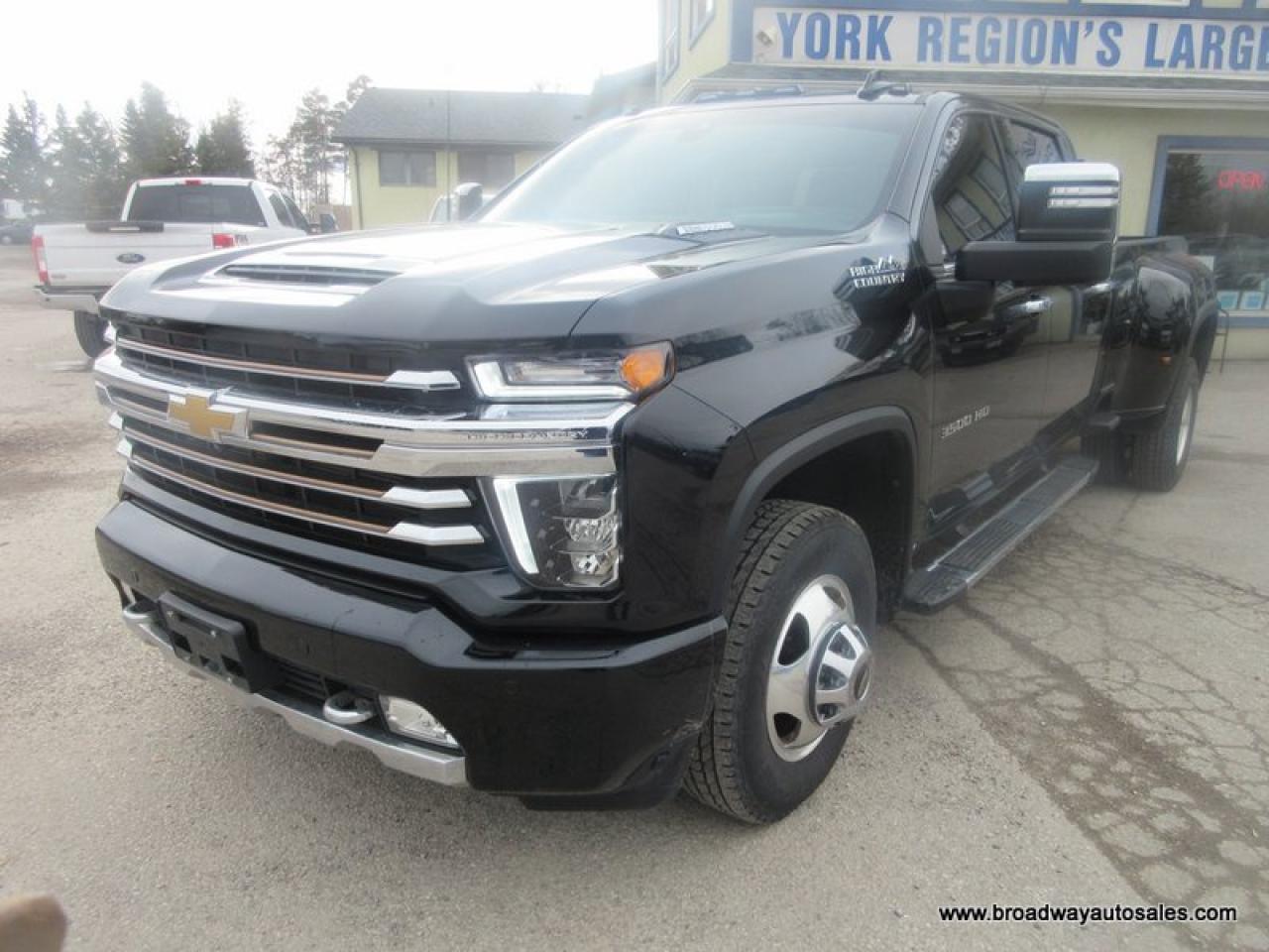 2023 Chevrolet Silverado 3500 1-TON HIGH-COUNTRY-MODEL 5 PASSENGER 6.6L - DURAMAX.. 4X4.. CREW-CAB.. 8-FOOT-DUALLY.. NAVIGATION.. POWER SUNROOF.. LEATHER.. HEATED/AC SEATS.. Photo