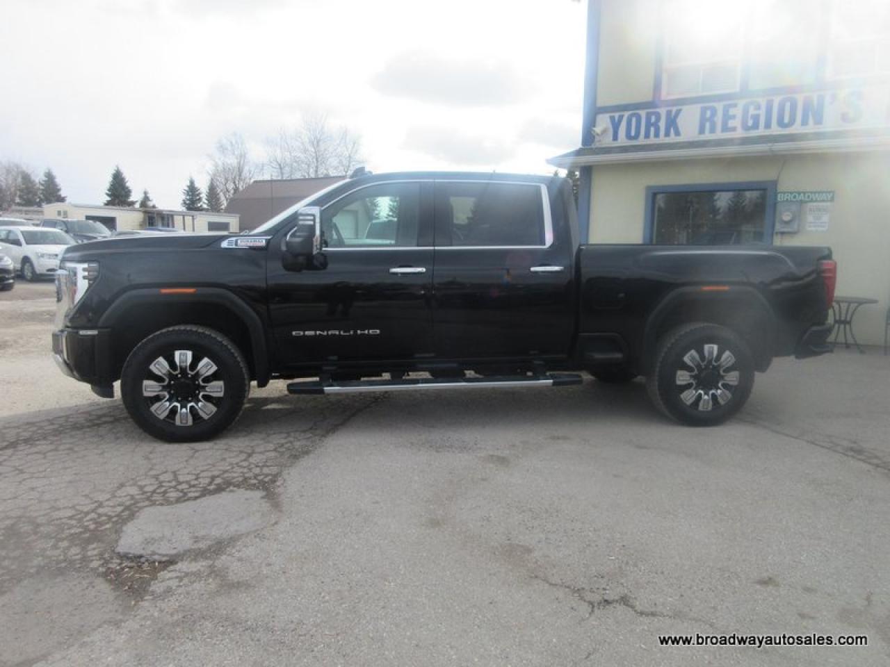 2024 GMC Sierra 2500 3/4 TON DENALI-PACKAGE 5 PASSENGER 6.6L - DURAMAX.. 4X4.. CREW-CAB.. 6.6-FOOT-BOX.. POWER SUNROOF.. LEATHER.. HEATED/AC SEATS.. POWER MIRRORS.. Photo