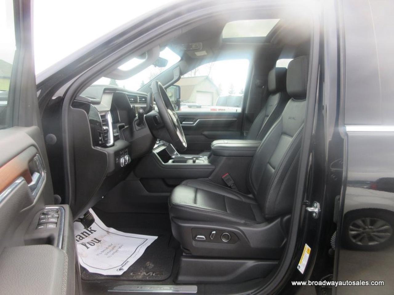 2024 GMC Sierra 2500 3/4 TON DENALI-PACKAGE 5 PASSENGER 6.6L - DURAMAX.. 4X4.. CREW-CAB.. 6.6-FOOT-BOX.. POWER SUNROOF.. LEATHER.. HEATED/AC SEATS.. POWER MIRRORS.. Photo