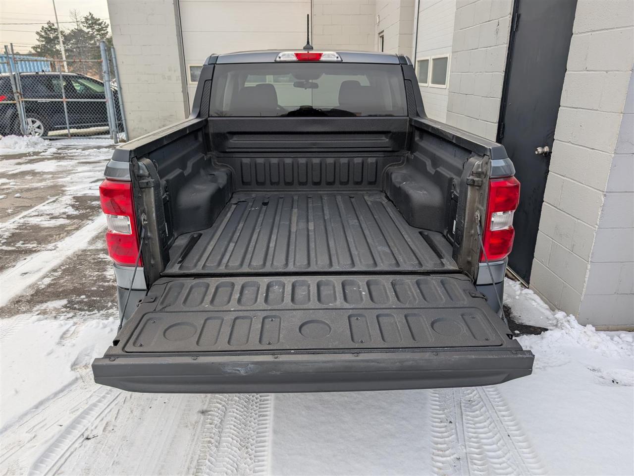 2022 Ford Maverick XL AWD - CARPLAY - REV CAM - BLUETOOTH