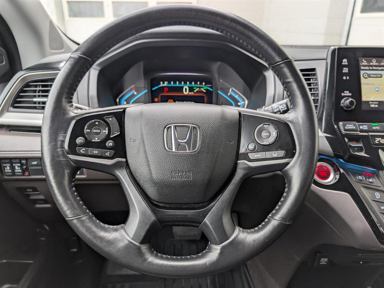 2018 Honda Odyssey TOURING - 8 PASS - SUNROOF - DVD - NAVI - LEATHER