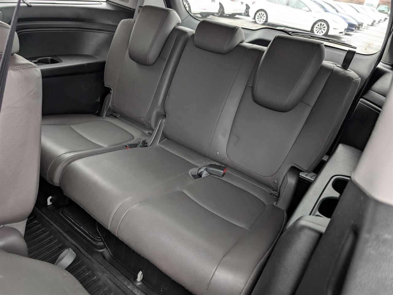 2018 Honda Odyssey TOURING - 8 PASS - SUNROOF - DVD - NAVI - LEATHER