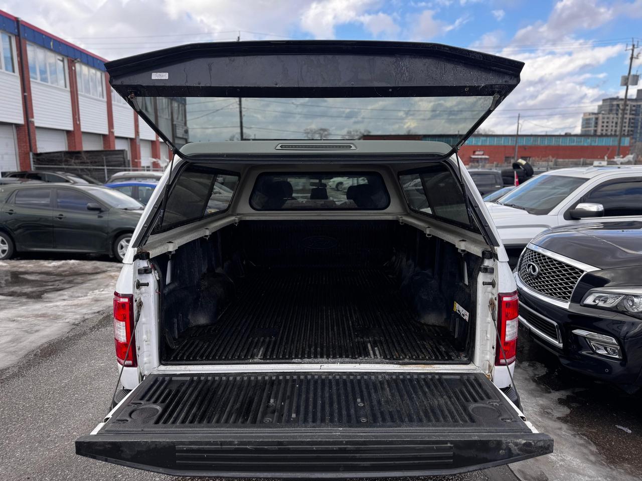 2020 Ford F-150 XLT Photo