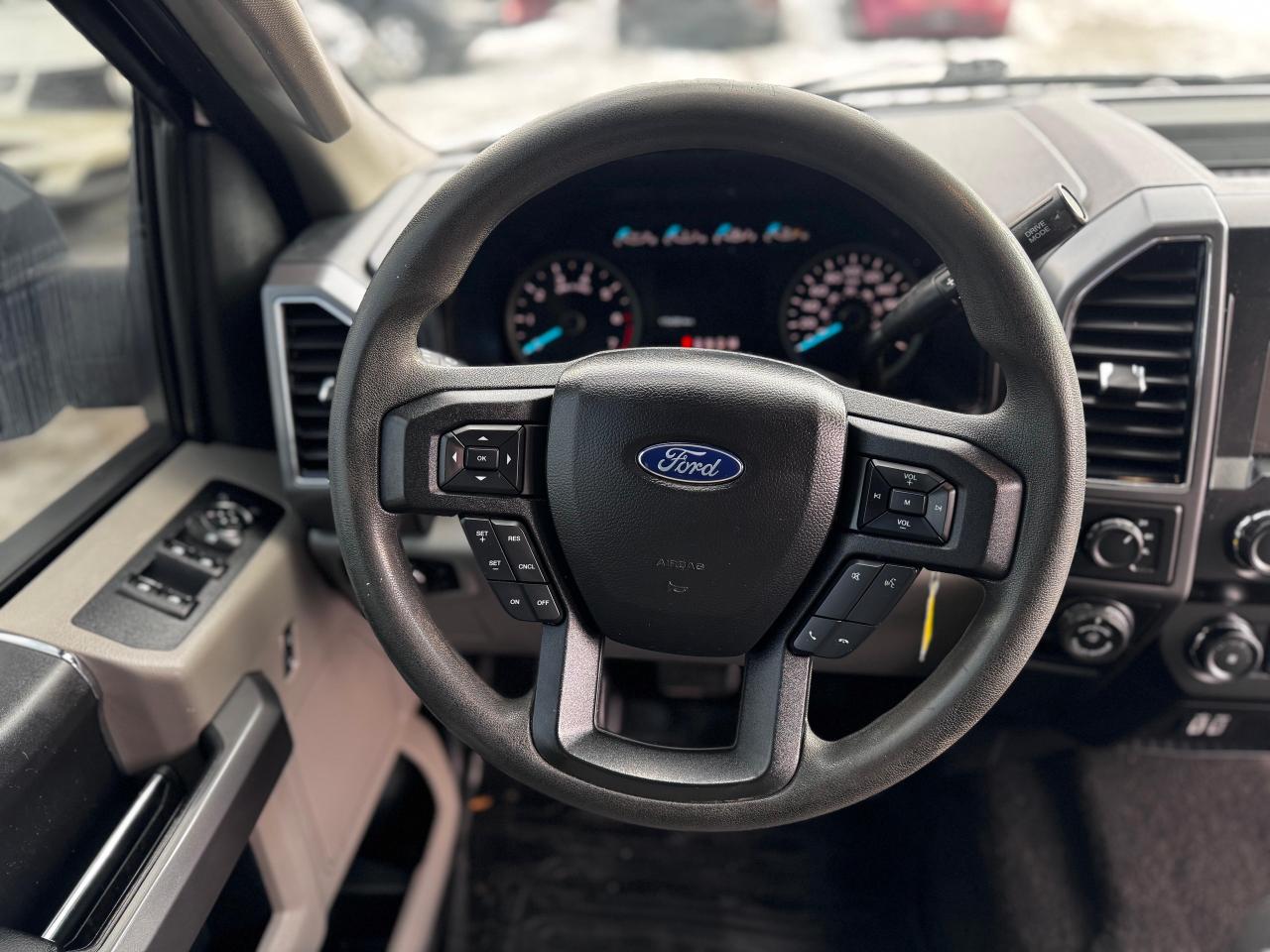 2020 Ford F-150 XLT Photo