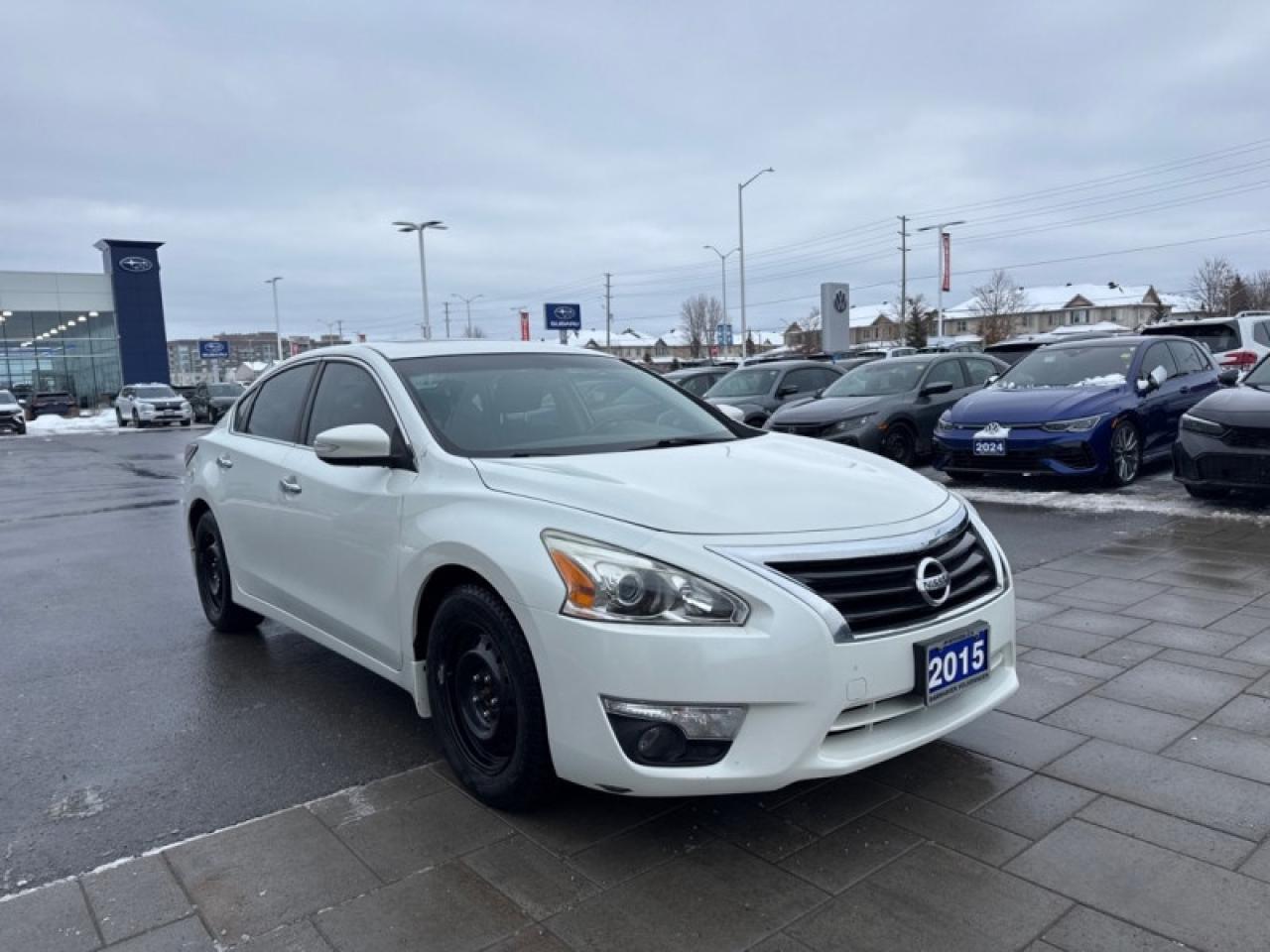 2015 Nissan Altima Sedan 2.5 SL CVT  - Sunroof Photo