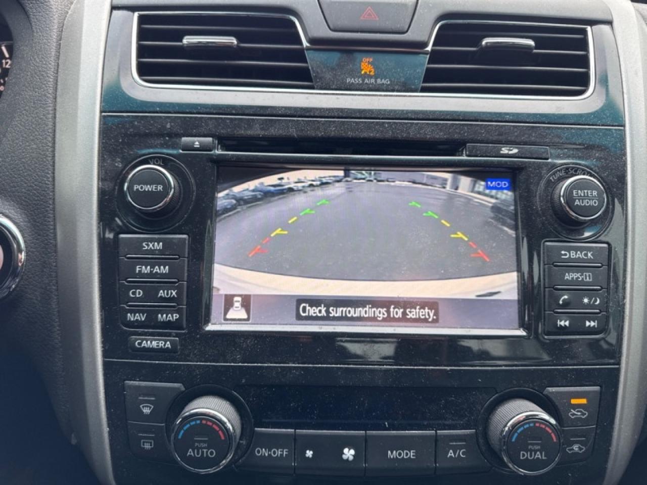 2015 Nissan Altima Sedan 2.5 SL CVT  - Sunroof Photo