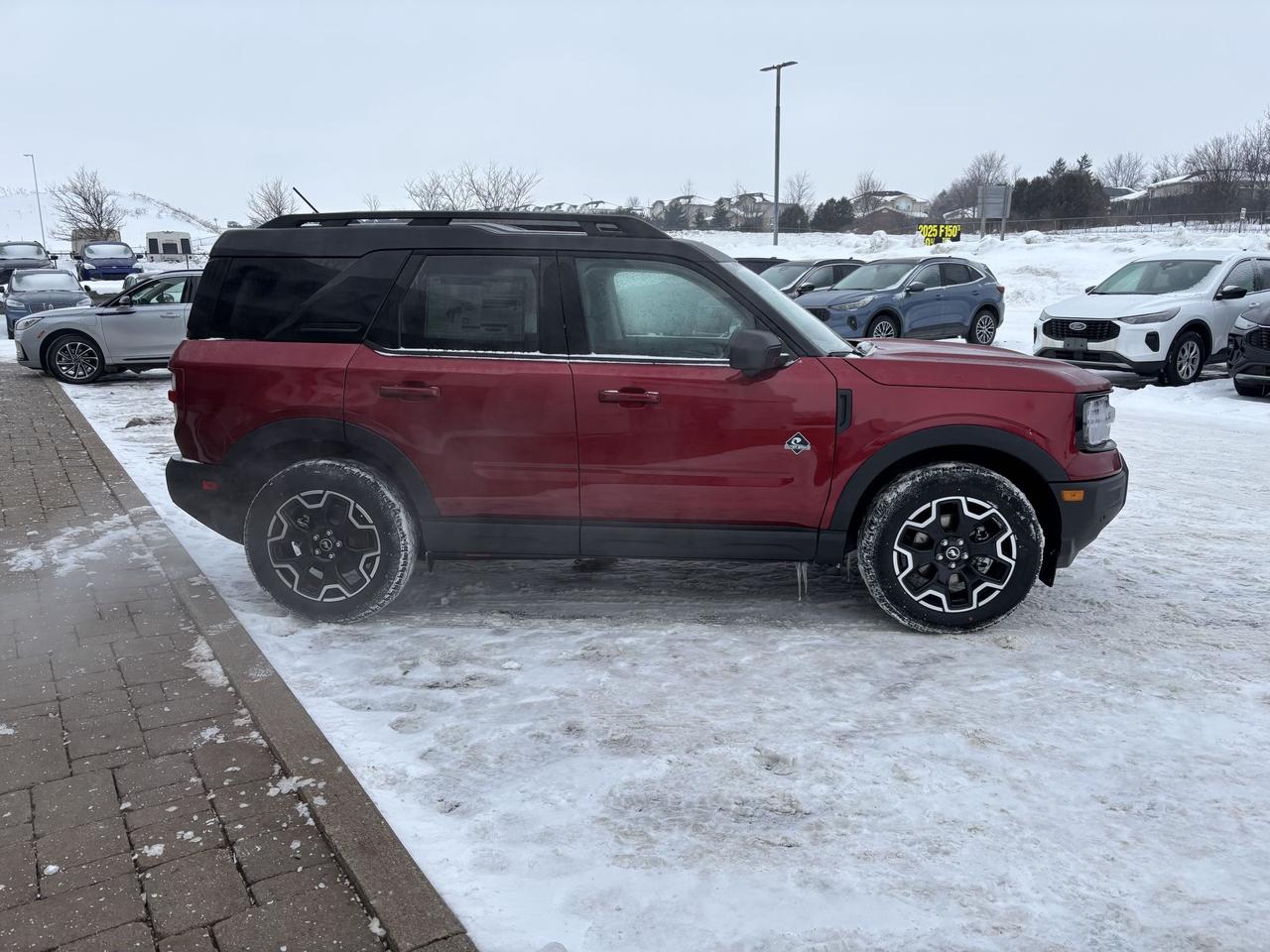 2025 Ford Bronco Sport OUTER BANKS, TECH PKG, REMOTE START, 13.2" SCREEN Photo