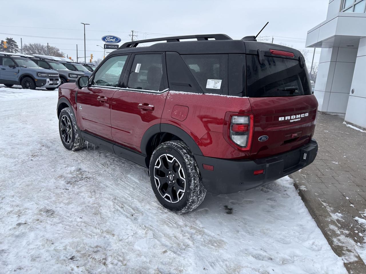 2025 Ford Bronco Sport OUTER BANKS, TECH PKG, REMOTE START, 13.2" SCREEN Photo