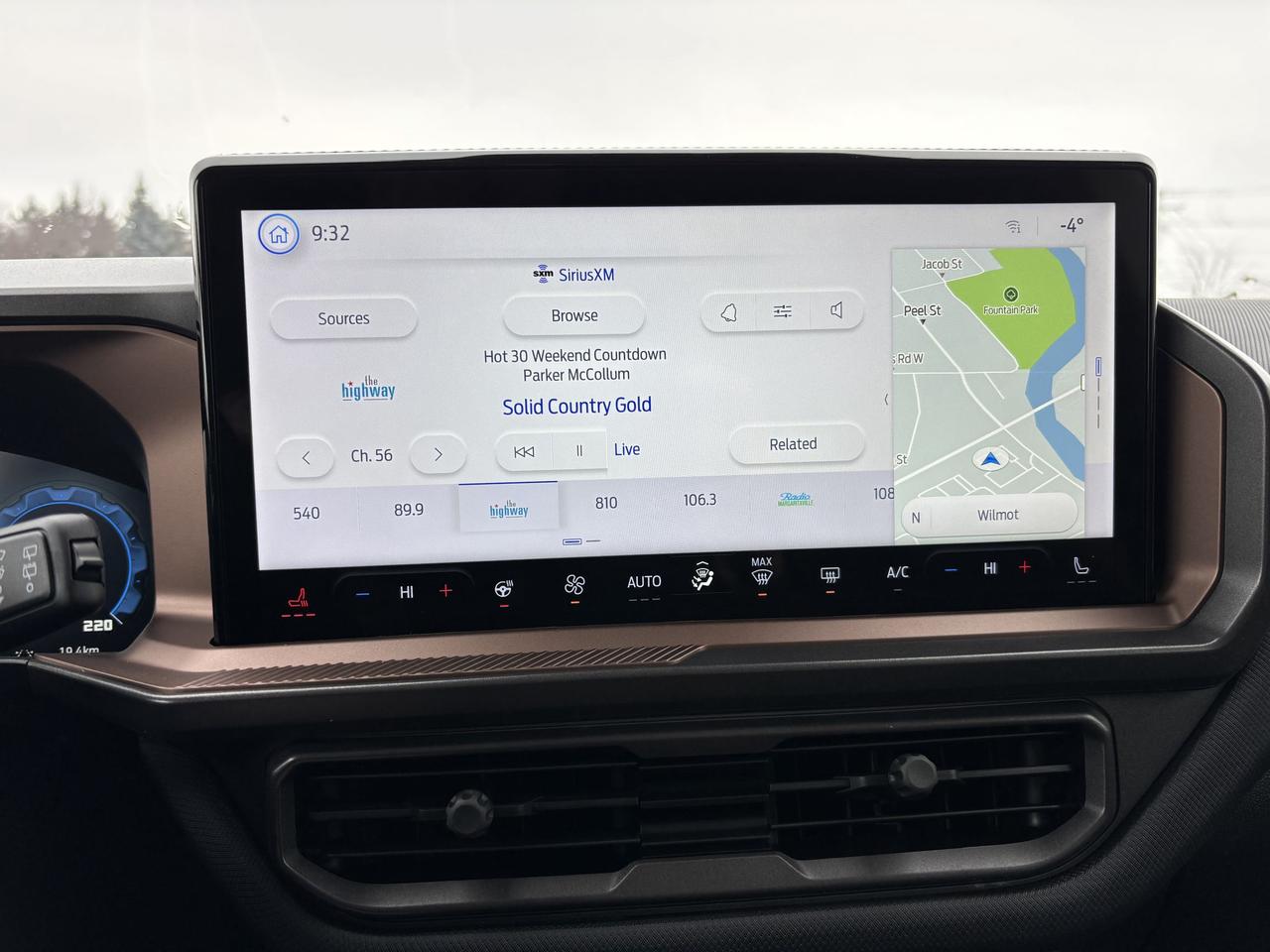 2025 Ford Bronco Sport OUTER BANKS, TECH PKG, REMOTE START, 13.2" SCREEN Photo