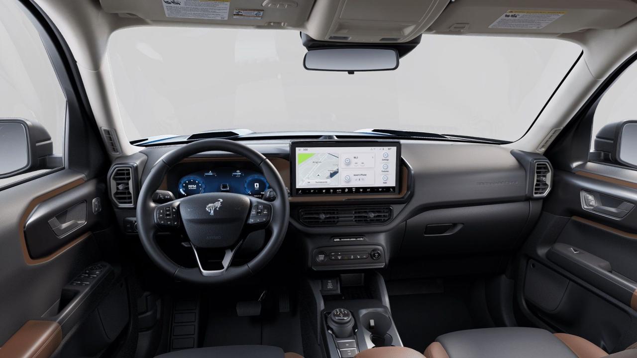 2025 Ford Bronco Sport OUTERBANKS, TECH PKG, REMOTE START Photo