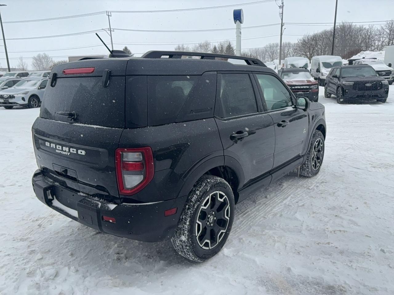 2025 Ford Bronco Sport OUTERBANKS, TECH PKG, REMOTE START Photo4