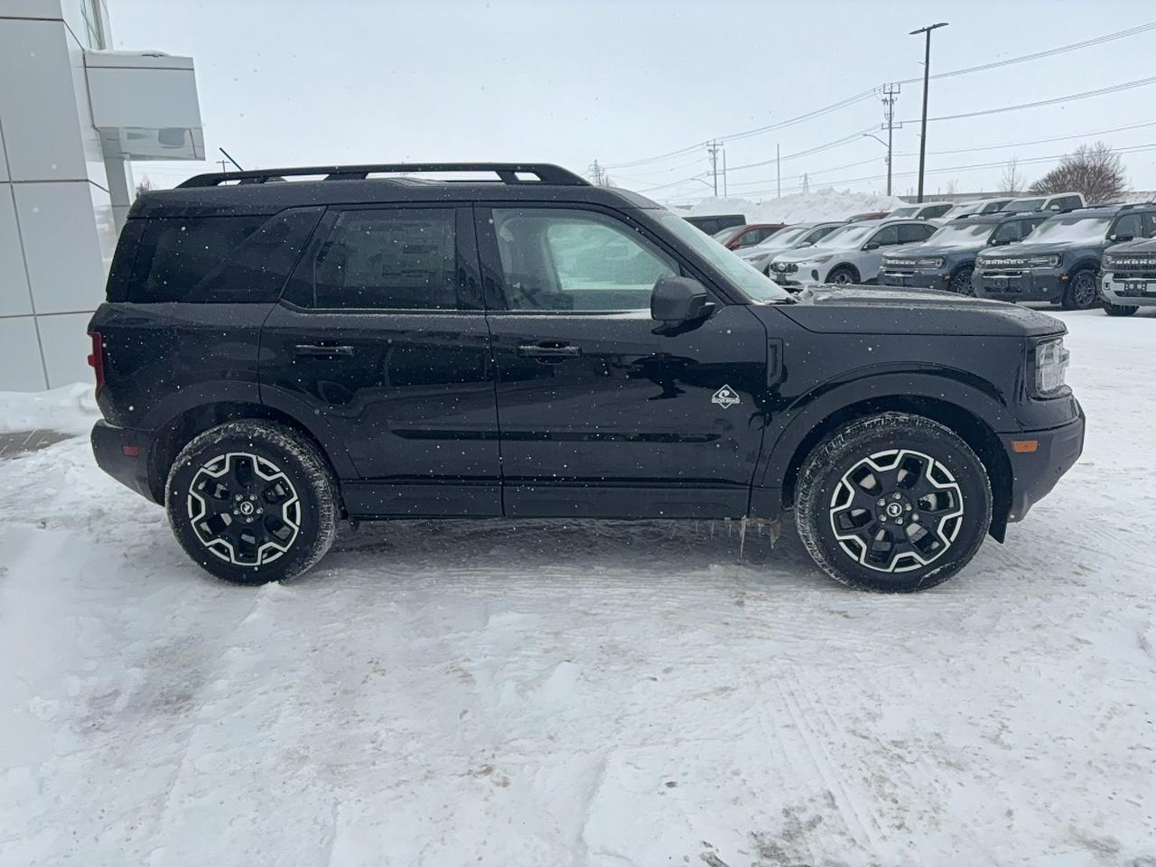 2025 Ford Bronco Sport OUTERBANKS, TECH PKG, REMOTE START Photo