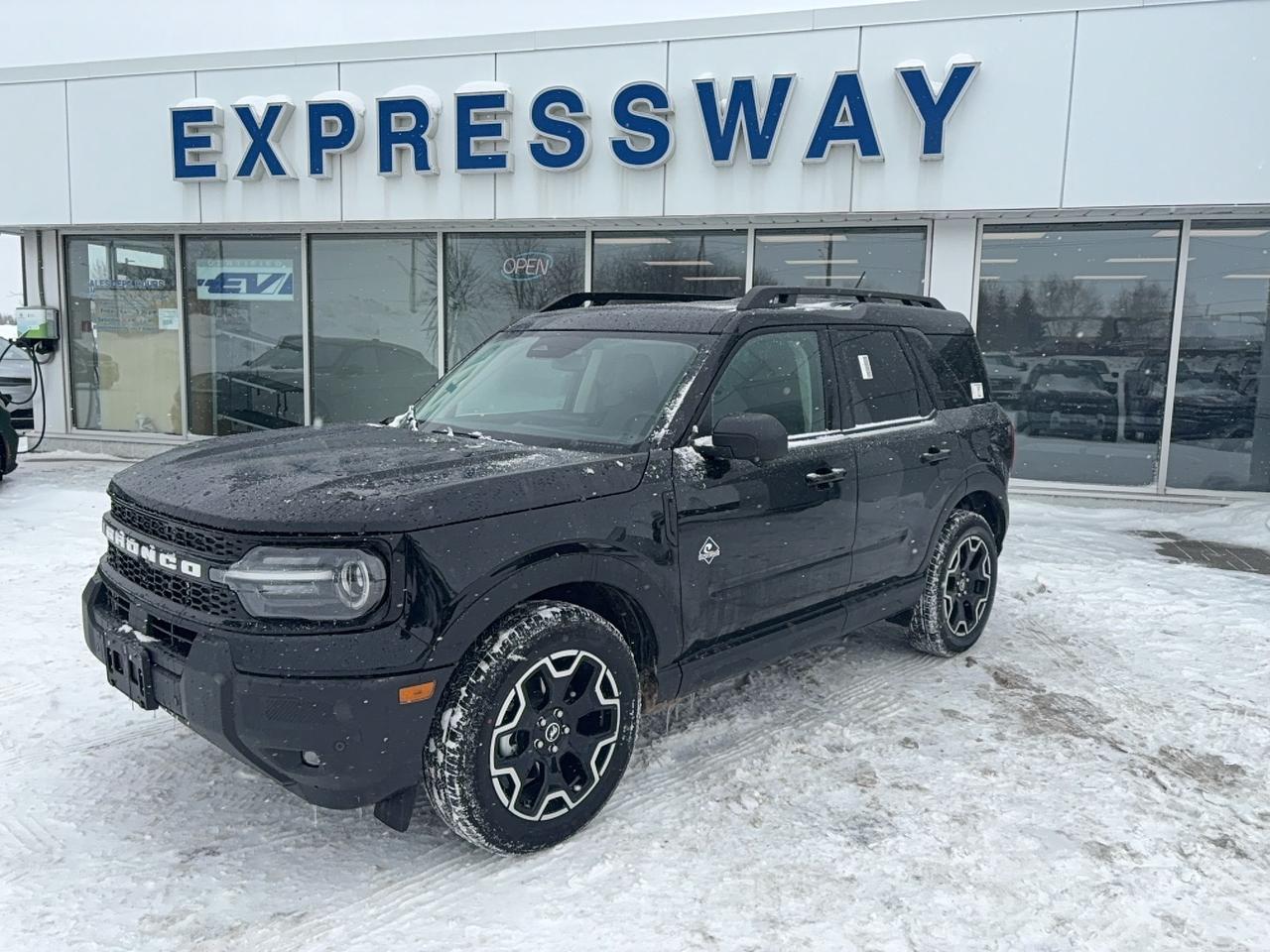 2025 Ford Bronco Sport OUTERBANKS, TECH PKG, REMOTE START Photo