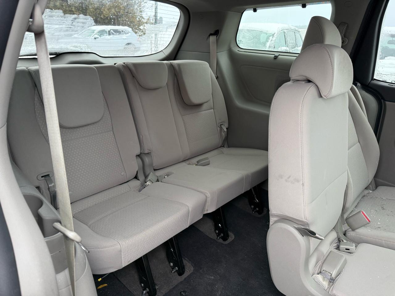 2017 Kia Sedona LX 8 passanger back up camera   Power sliding door Photo