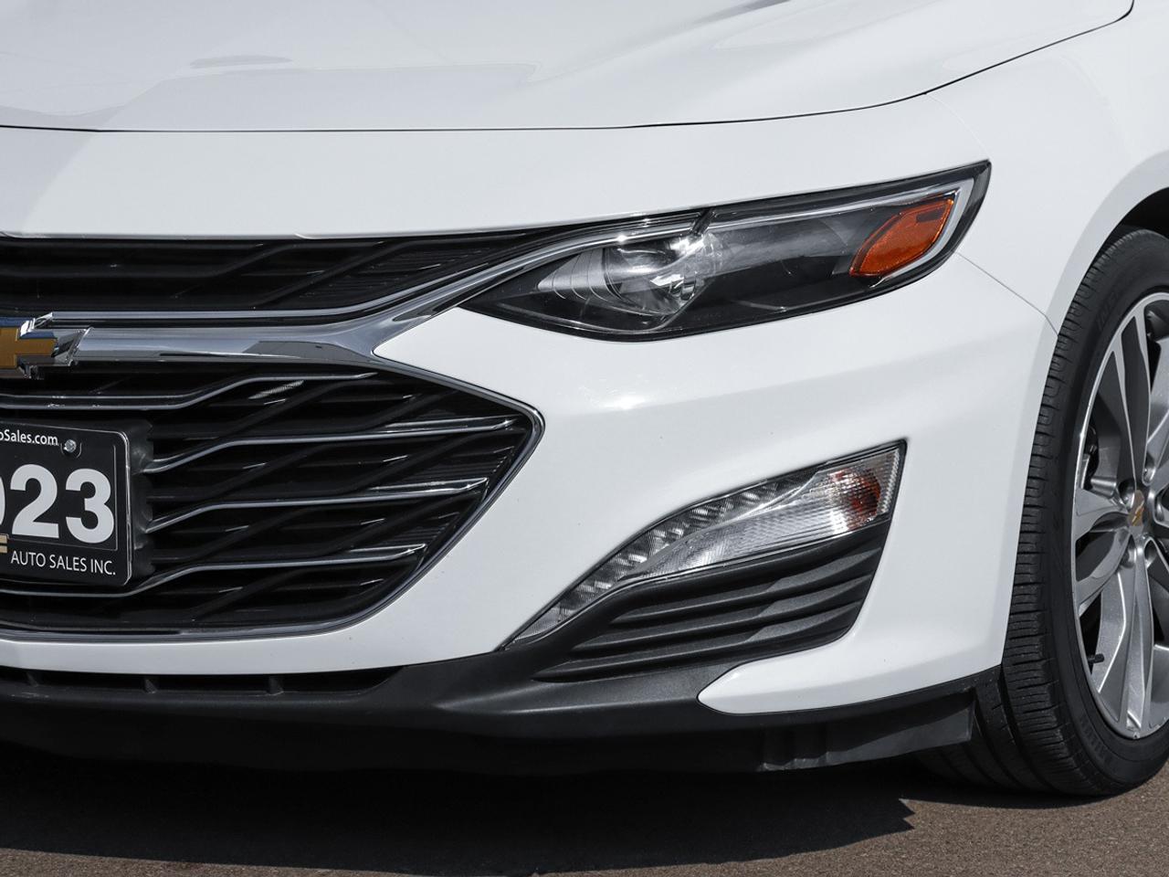 2023 Chevrolet Malibu 1LT Panoramic sunroof apple carplay&android auto Photo