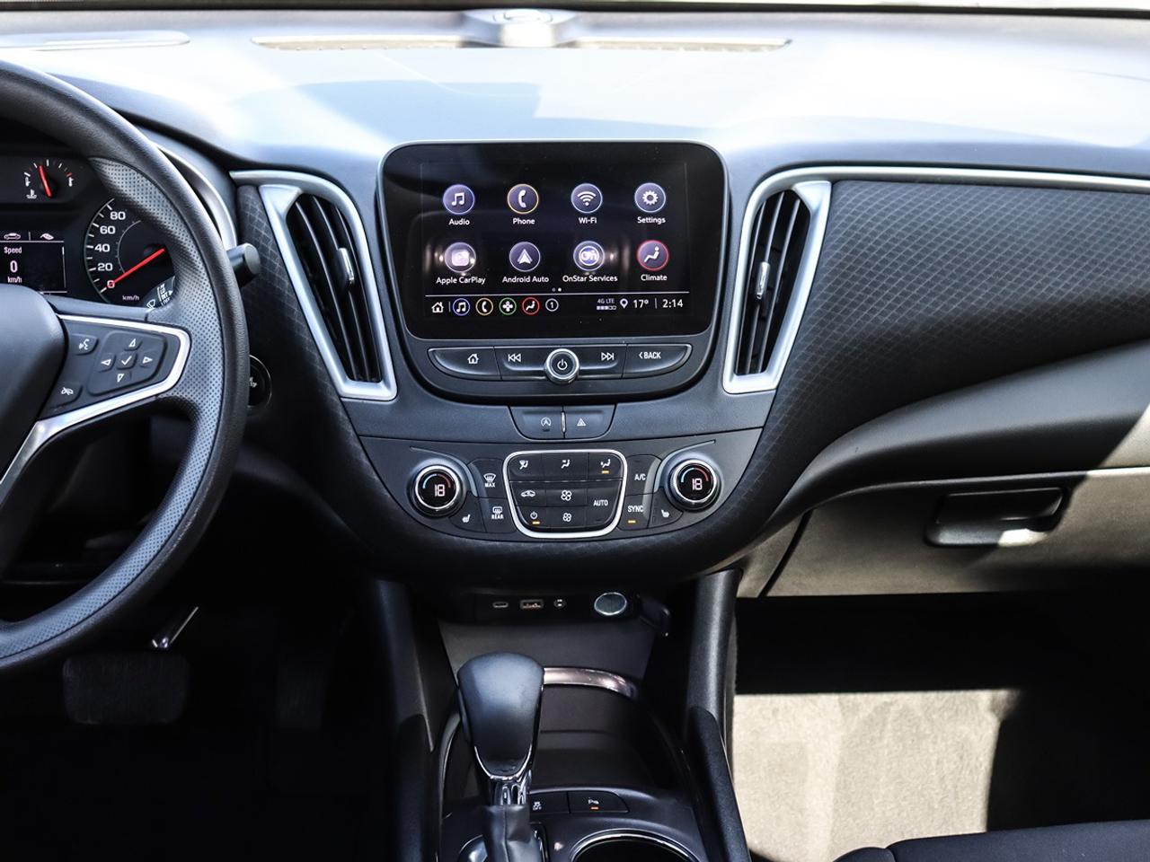 2023 Chevrolet Malibu 1LT Panoramic sunroof apple carplay&android auto Photo
