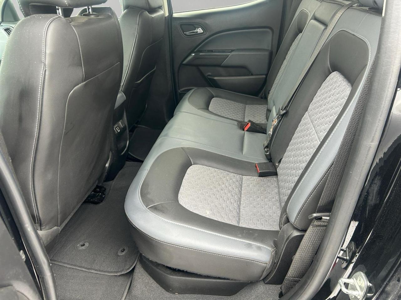 2021 Chevrolet Colorado 4WD Z71 Photo