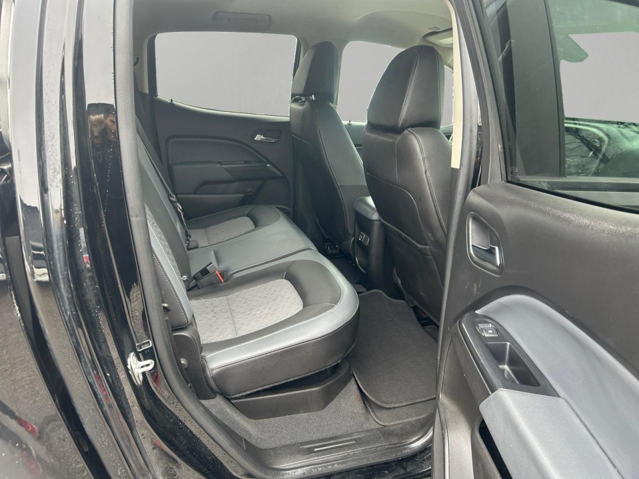 2021 Chevrolet Colorado 4WD Z71 Photo