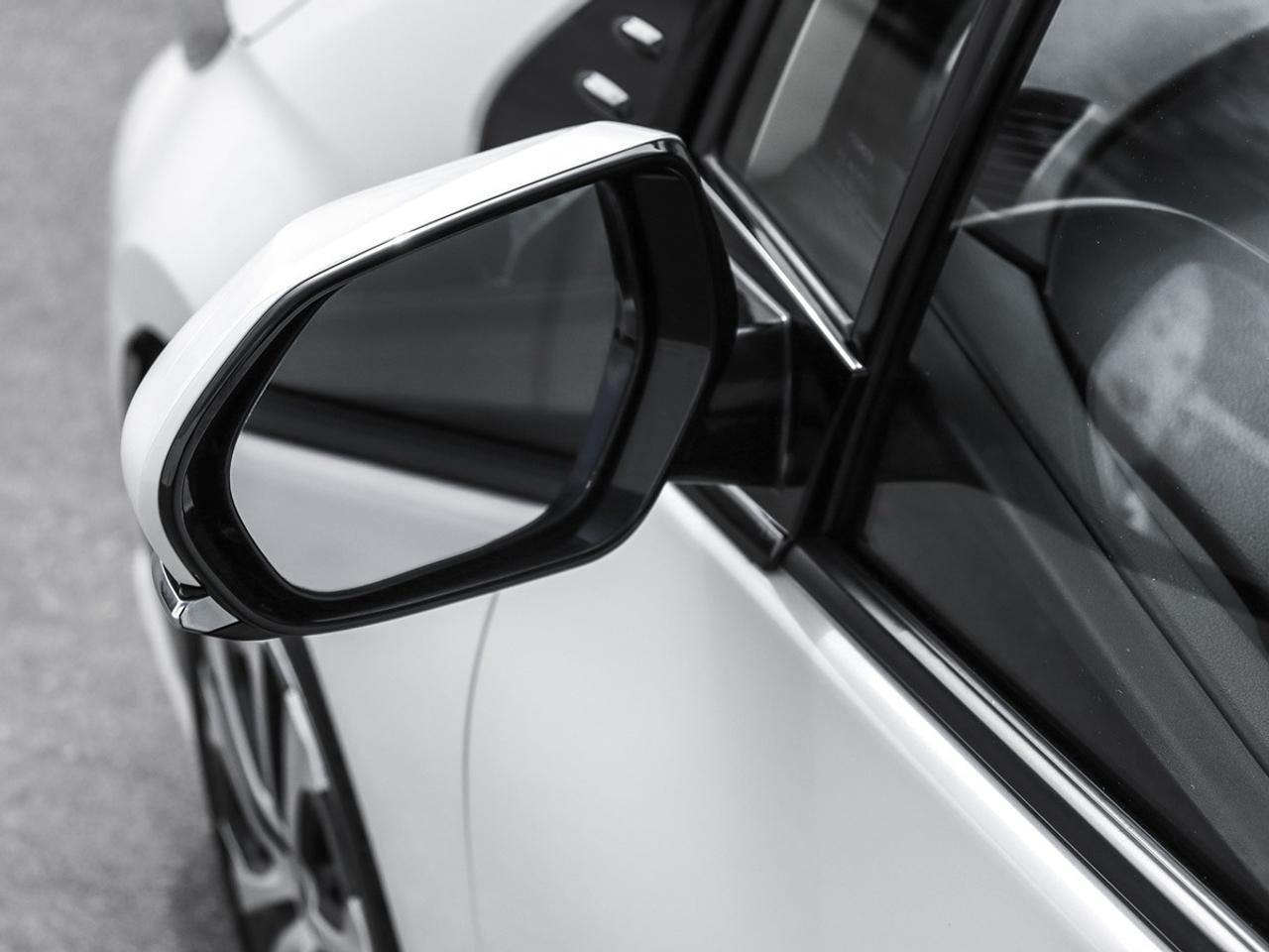 2020 Toyota Prius Prime Plug in Hybrid Photo