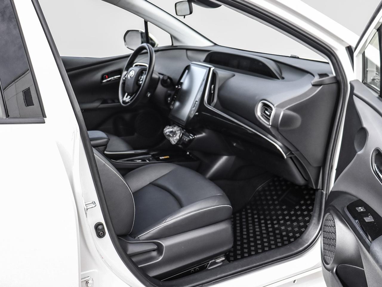 2020 Toyota Prius Prime Plug in Hybrid Photo