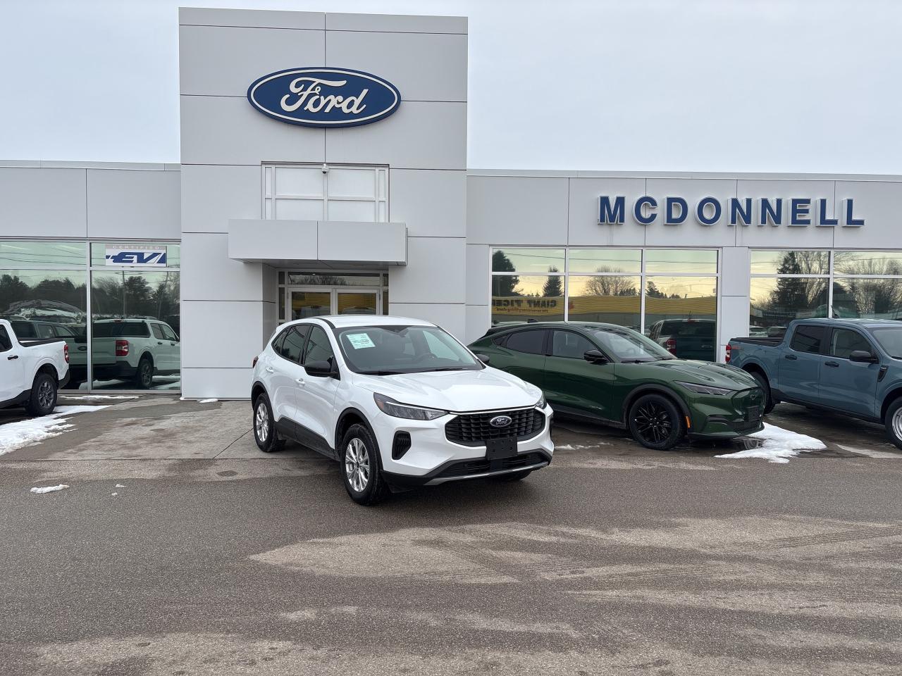 2025 Ford Escape Active Photo0