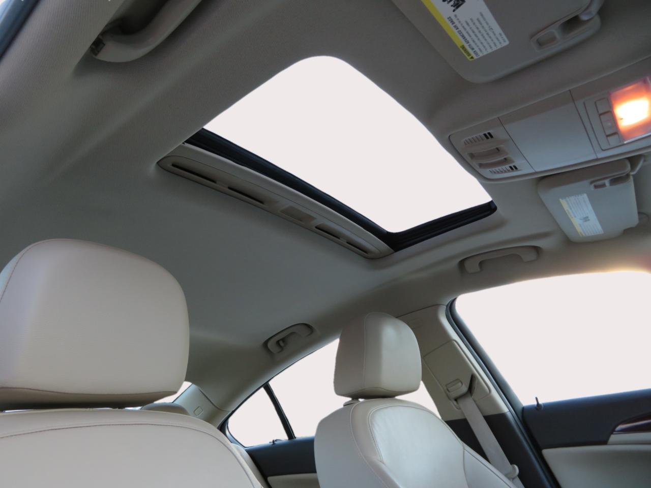 2011 Buick Regal 4dr Sdn CXL w/1SD *Ltd Avail* Photo