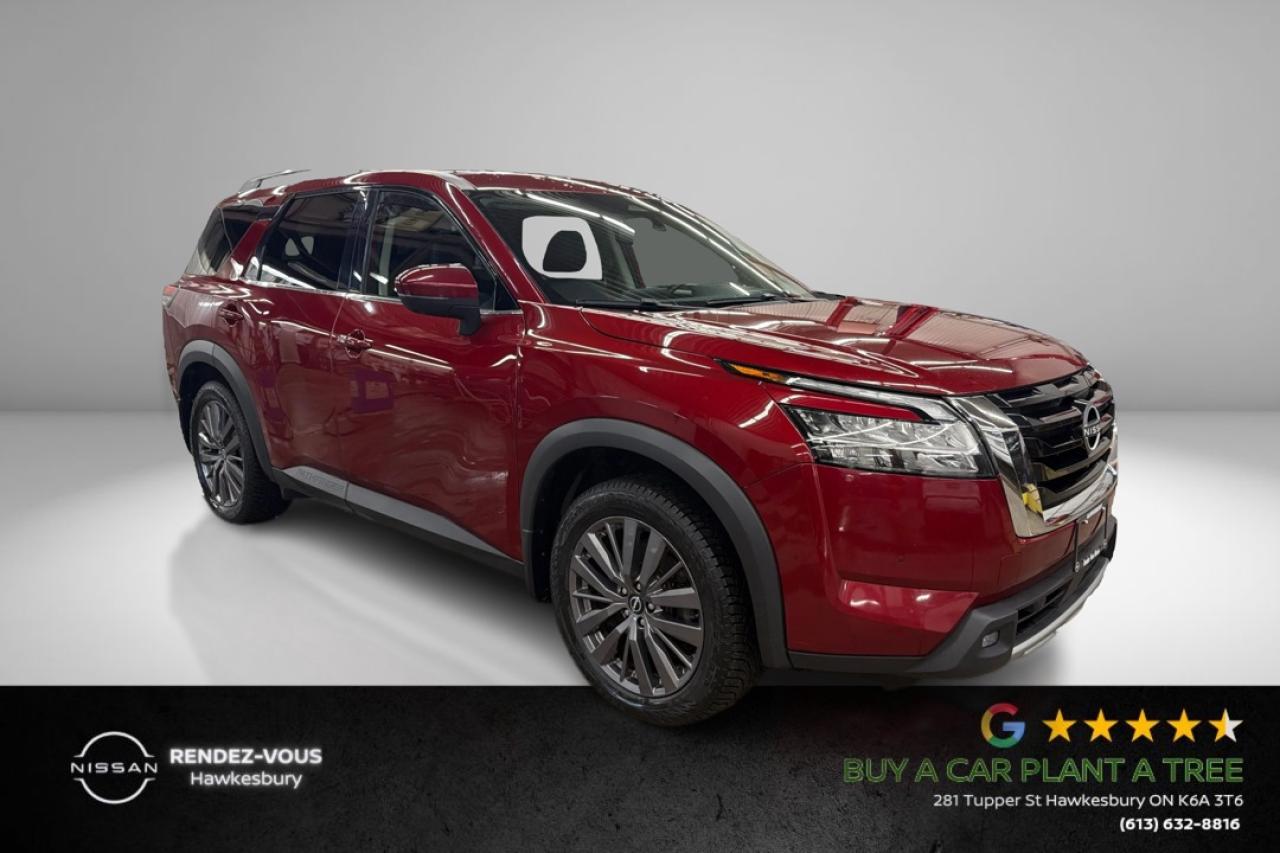 2022 Nissan Pathfinder SL Photo