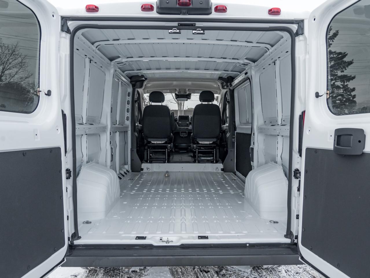 2025 RAM ProMaster Cargo Van 1500 136" WB Photo