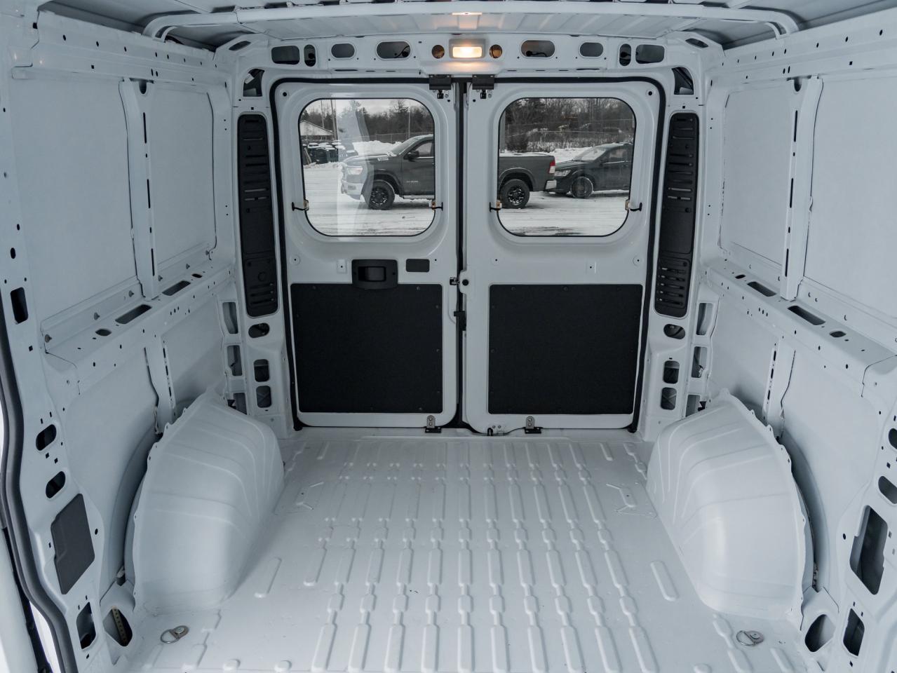 2025 RAM ProMaster Cargo Van 1500 136" WB Photo