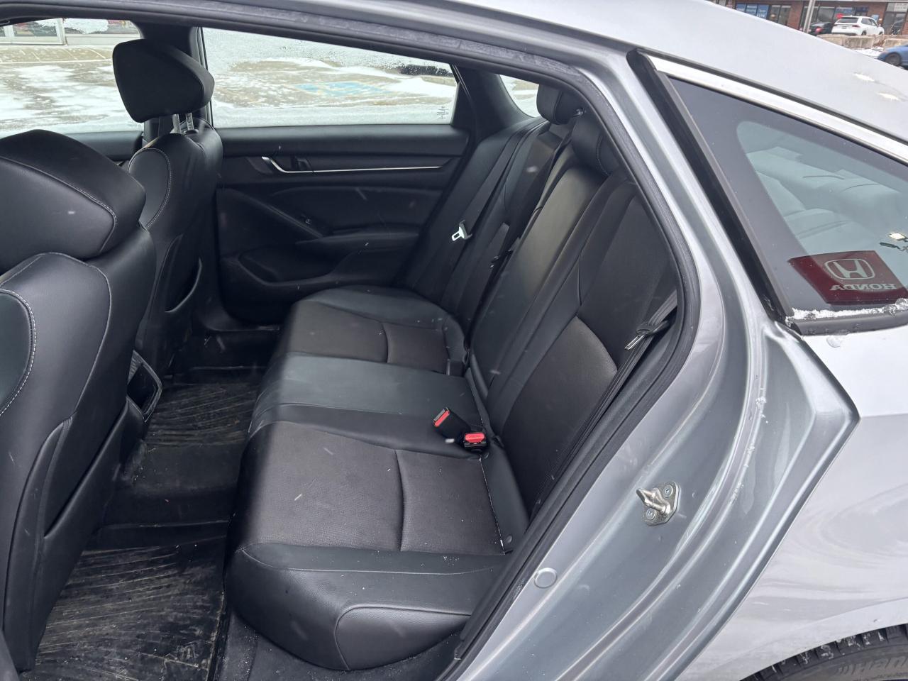 2019 Honda Accord Sedan Sport CVT   NO CLAIMS   SUNROOF   SNOW TIRES Photo4
