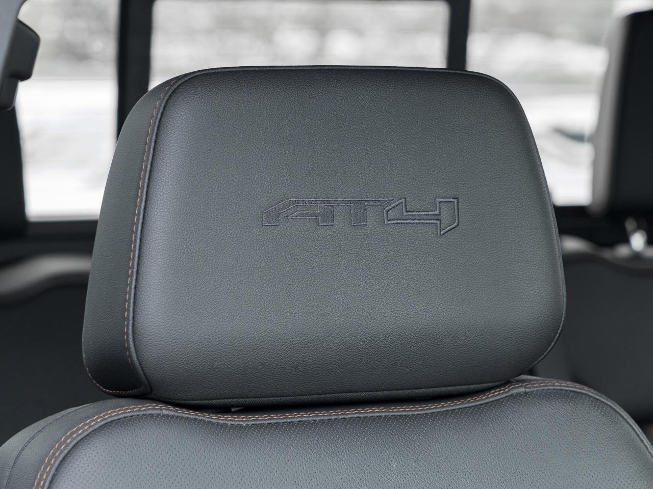 2022 GMC Sierra 1500 4WD Crew Cab 147  AT4 Photo