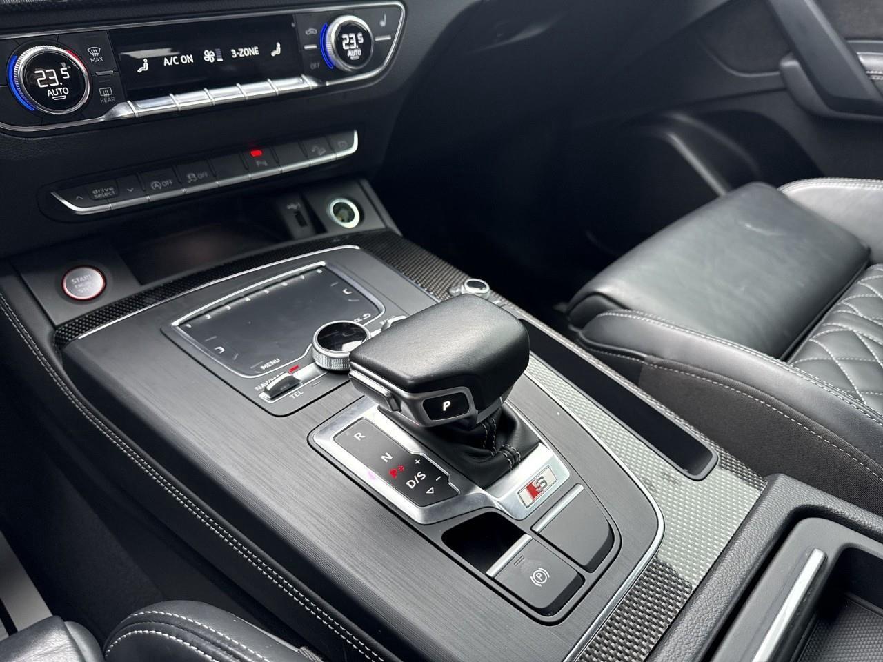 2020 Audi SQ5 3.0T Progressiv Photo