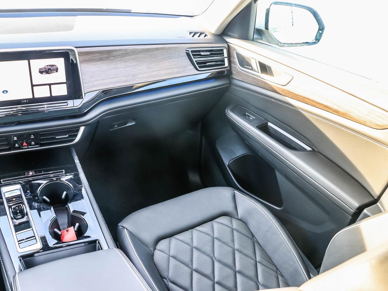 2024 Volkswagen Atlas Execline 2.0 TSI 4MOTION Photo