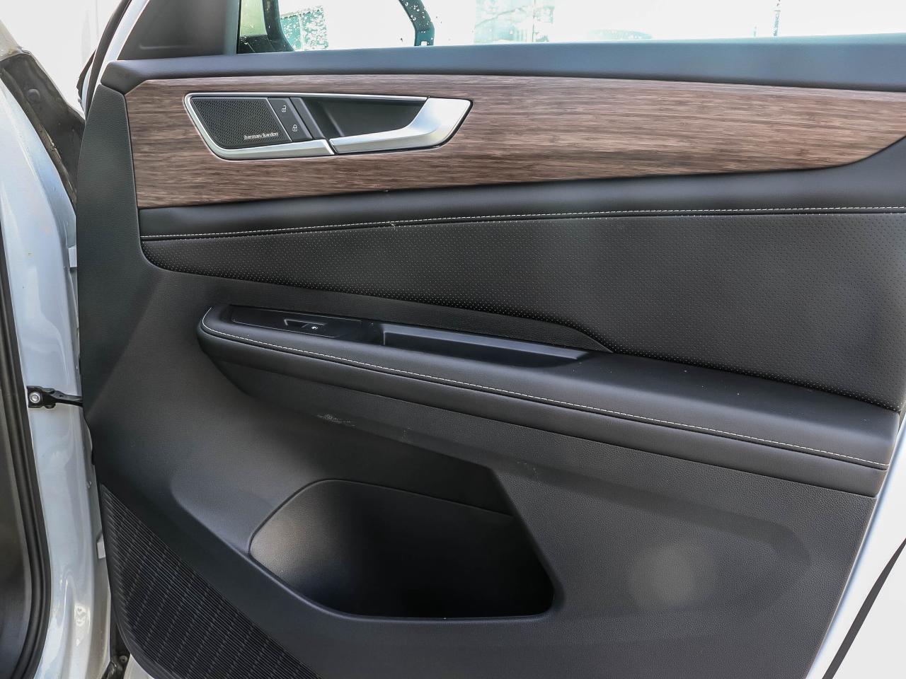 2024 Volkswagen Atlas Execline 2.0 TSI 4MOTION Photo