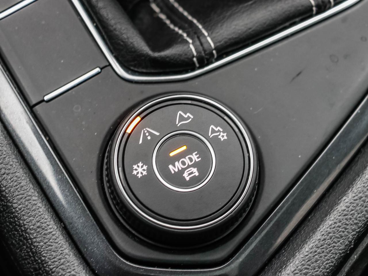 2023 Volkswagen Tiguan HIGHLINE R-LINE 4MOTION Photo