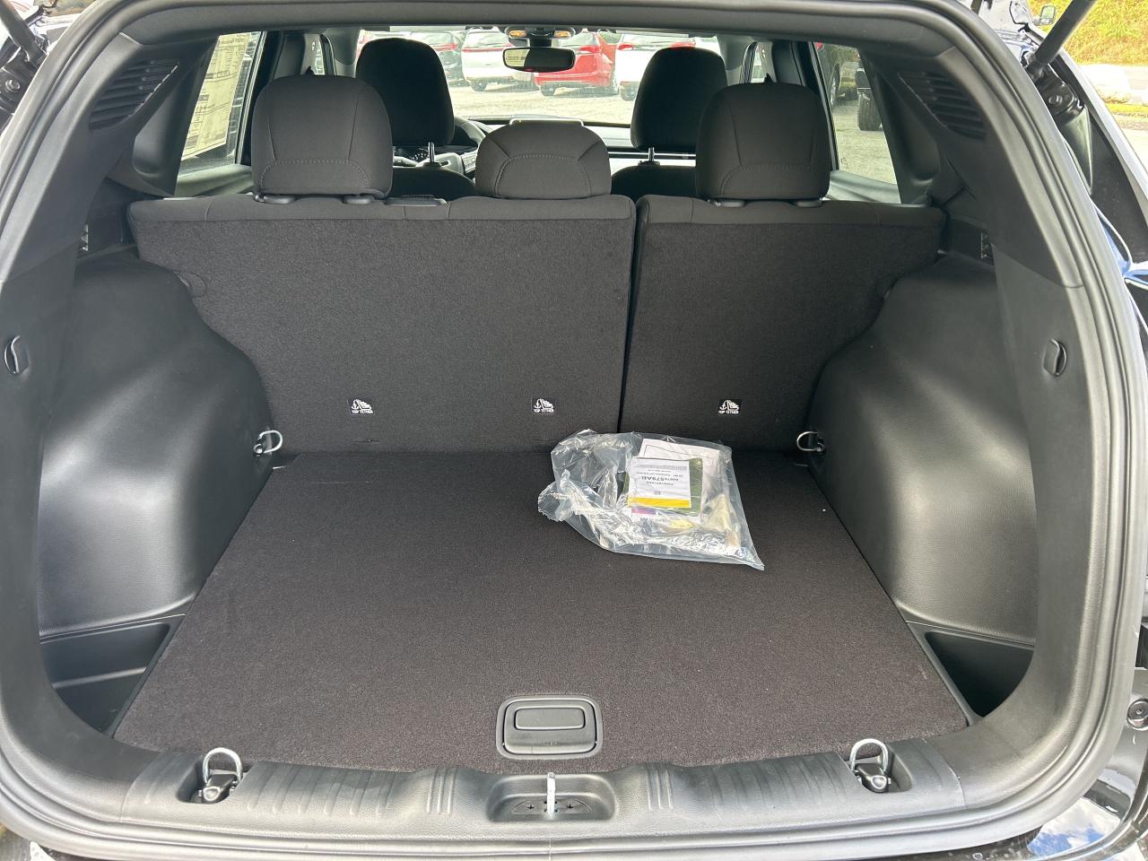 2025 Jeep Compass Sport Photo