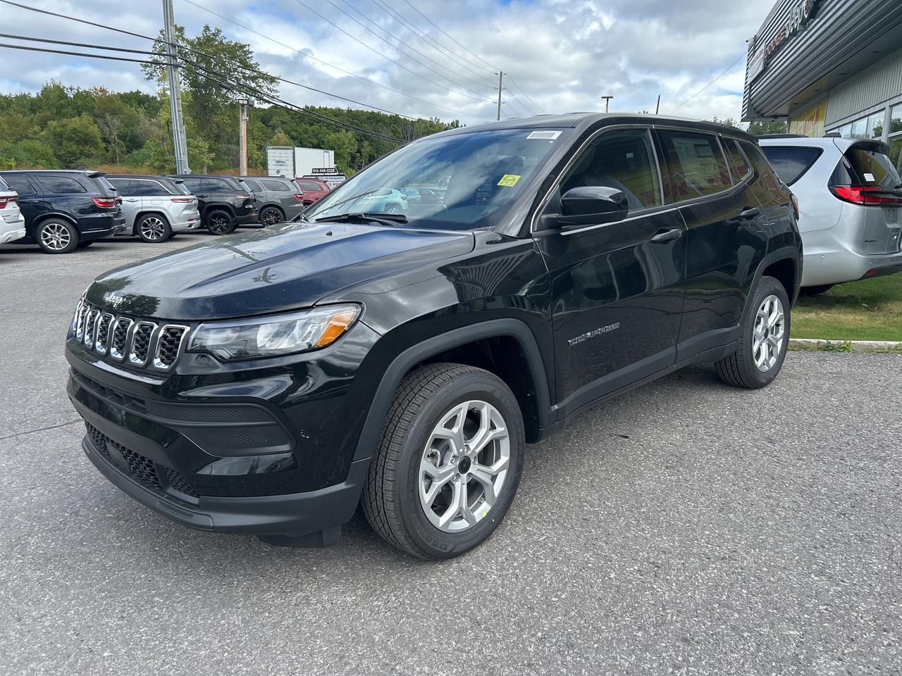 2025 Jeep Compass Sport Photo