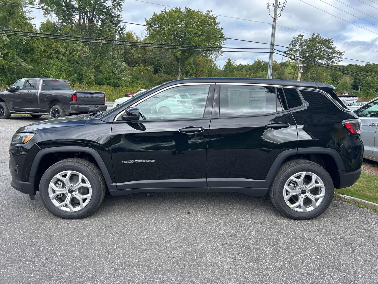 2025 Jeep Compass sport 4x4 Photo