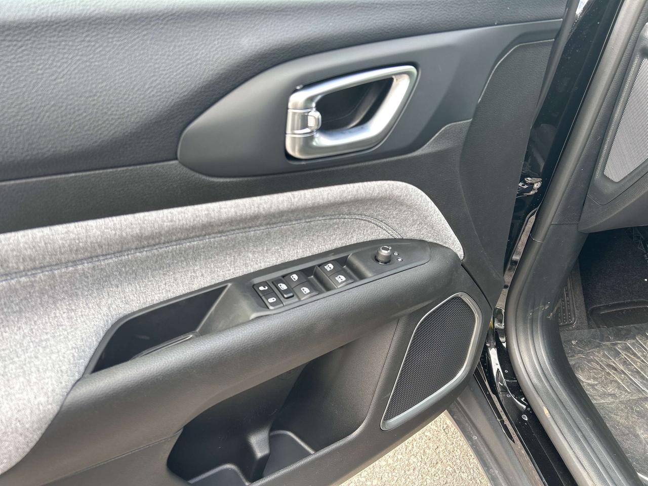 2025 Jeep Compass sport 4x4 Photo