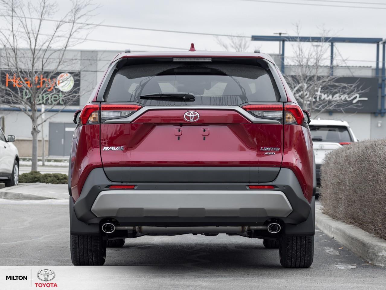 2025 Toyota RAV4 LEATHER MOONROOF JBL DEMO TCUV Limited Photo