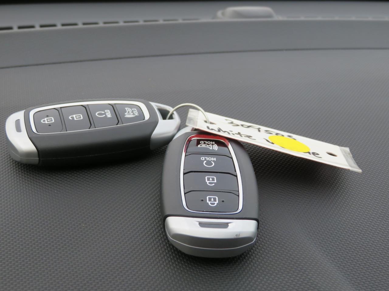 2025 Hyundai Venue Preferred IVT Photo