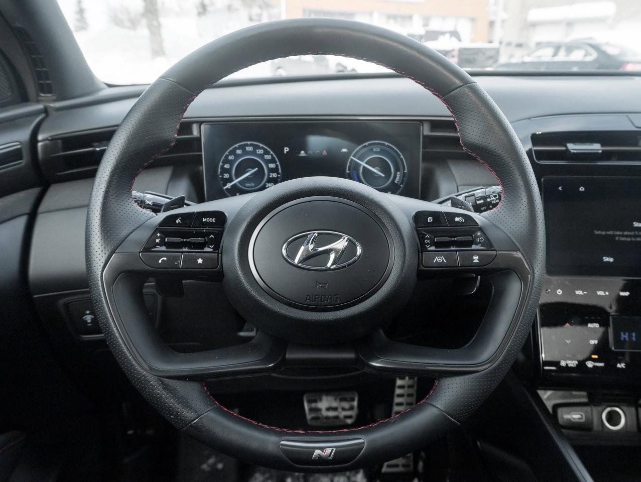 2024 Hyundai Tucson Hybrid N-LINE Photo