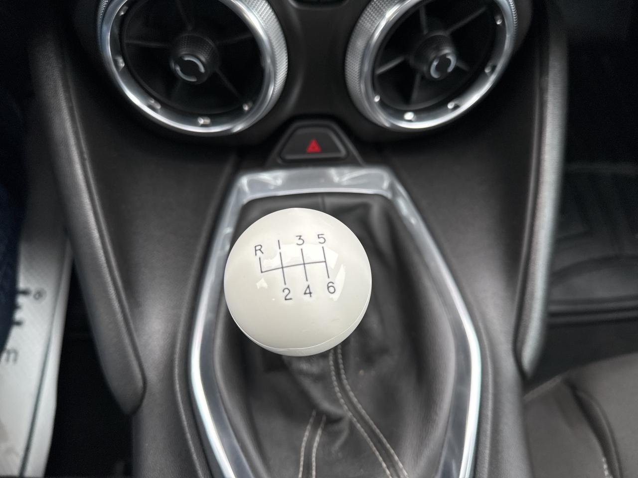 2017 Chevrolet Camaro 1LT Photo